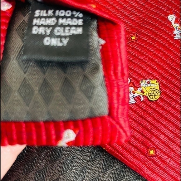 BOCARA handmade 100% silk tie Gift for firefighter NWT
C - Picture 7 of 7